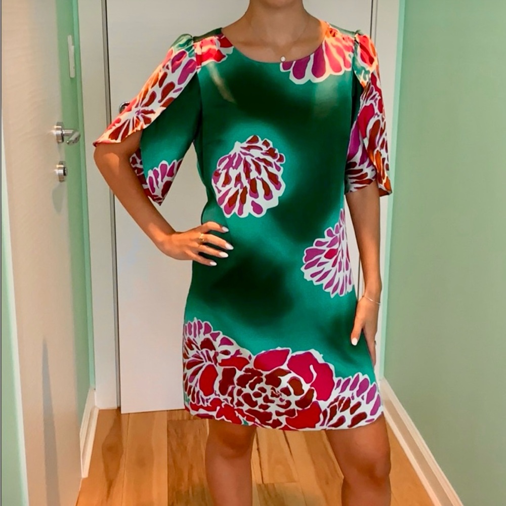 Beautiful floral Tibi dress. Worn once, excellent condition.